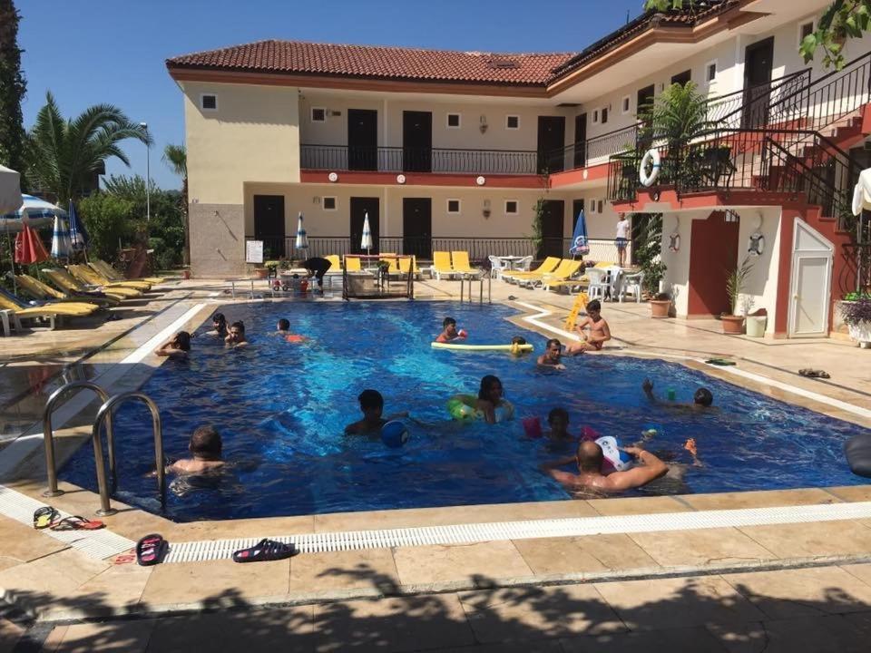 Mg Moms Hotel Kemer Exterior photo