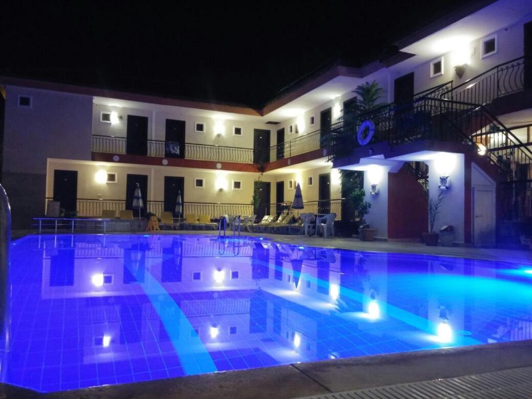 Mg Moms Hotel Kemer Exterior photo
