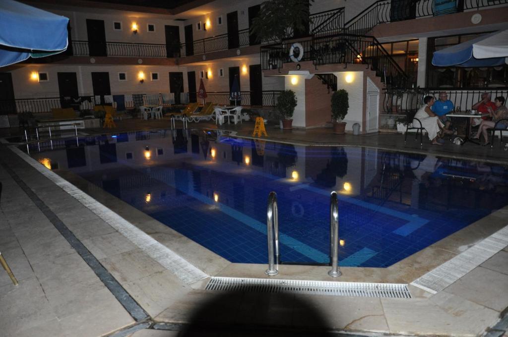 Mg Moms Hotel Kemer Exterior photo